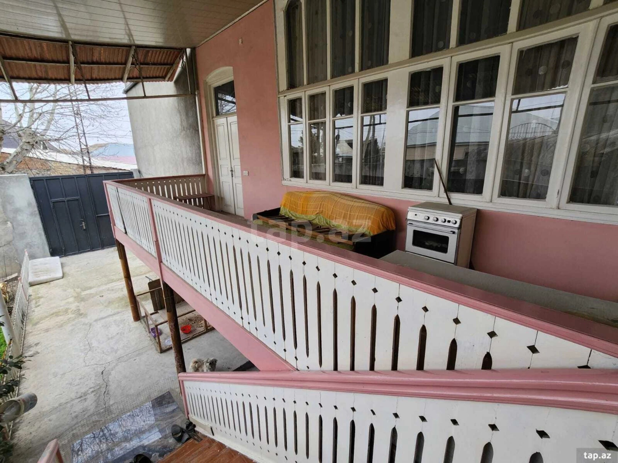 Satılır 6 otaqlı həyət evi 500 m²