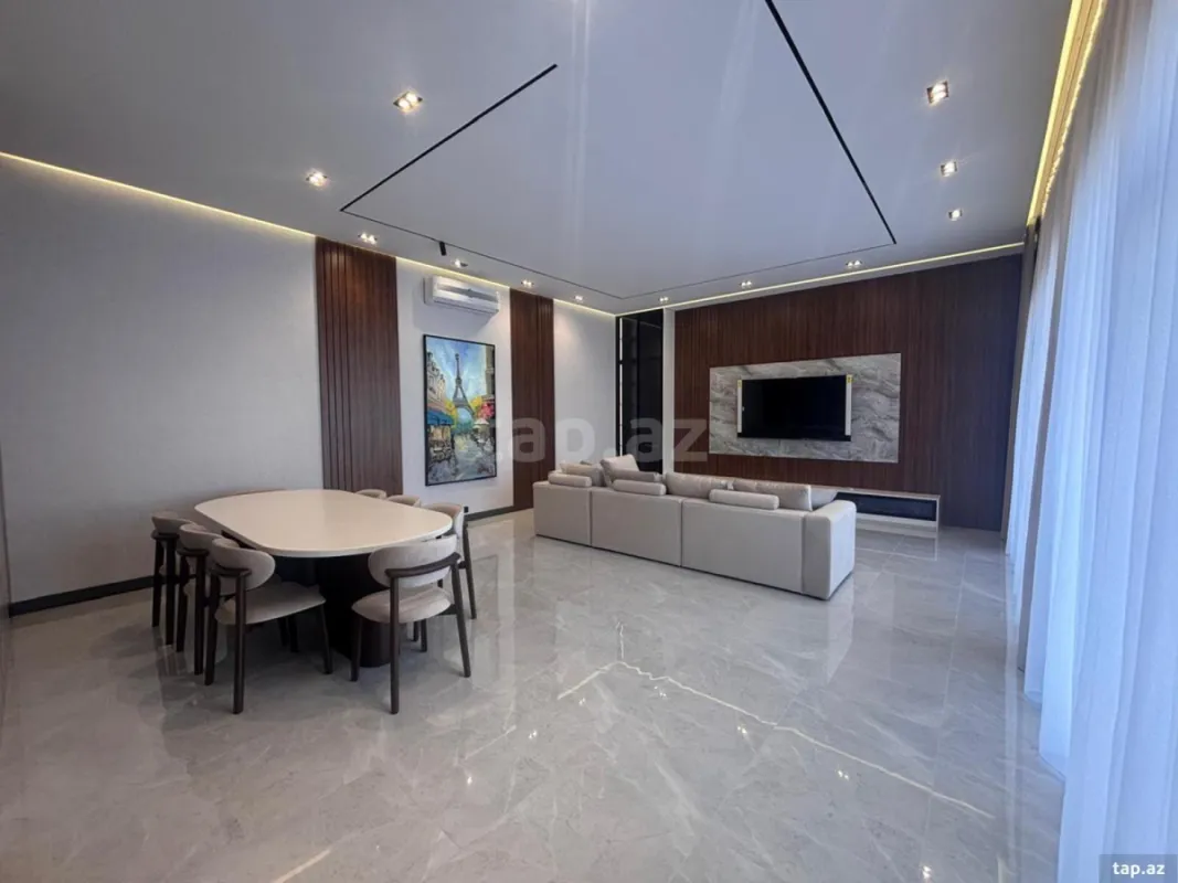 Satılır 5 otaqlı həyət evi 260 m²