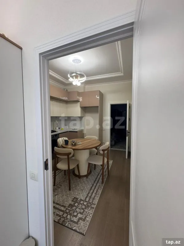 Kirayə verilir 2 otaqlı yeni tikili 60 m²