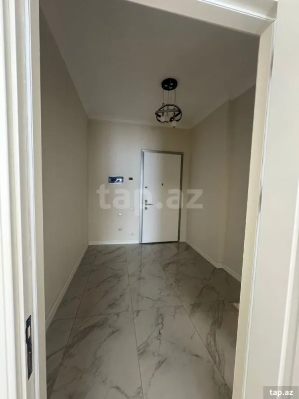 Kirayə verilir 2 otaqlı yeni tikili 60 m²