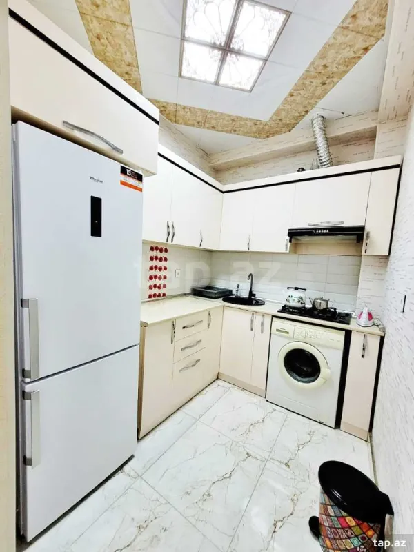 Kirayə verilir 2 otaqlı yeni tikili 60 m²