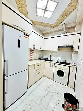 Kirayə verilir 2 otaqlı yeni tikili 60 m²