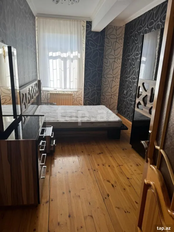 Kirayə verilir 3 otaqlı yeni tikili 110 m²