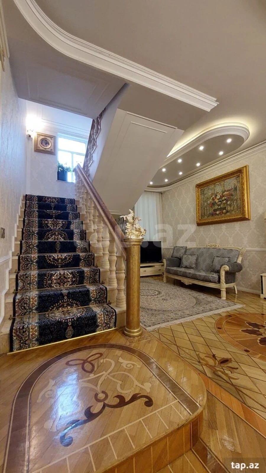 Kirayə verilir 7 otaqlı həyət evi 500 m²