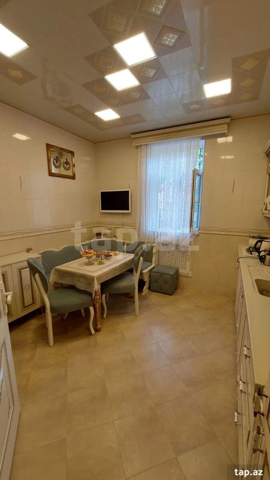 Kirayə verilir 7 otaqlı həyət evi 500 m²