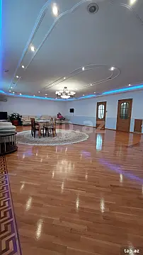 Kirayə verilir 7 otaqlı həyət evi 500 m² — Bakı 7 otaq 500.00 m²