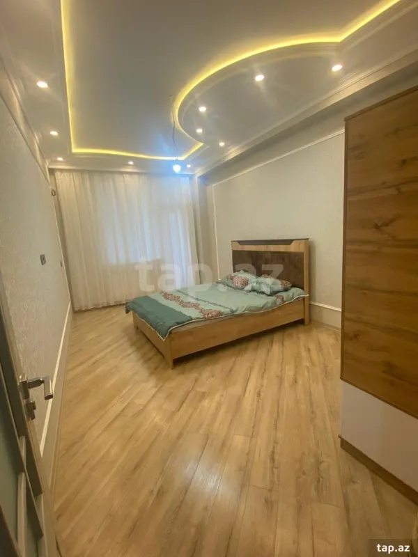 Kirayə verilir 2 otaqlı yeni tikili 65 m²