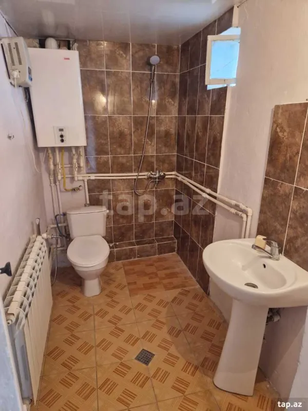 Kirayə verilir 2 otaqlı həyət evi 60 m²