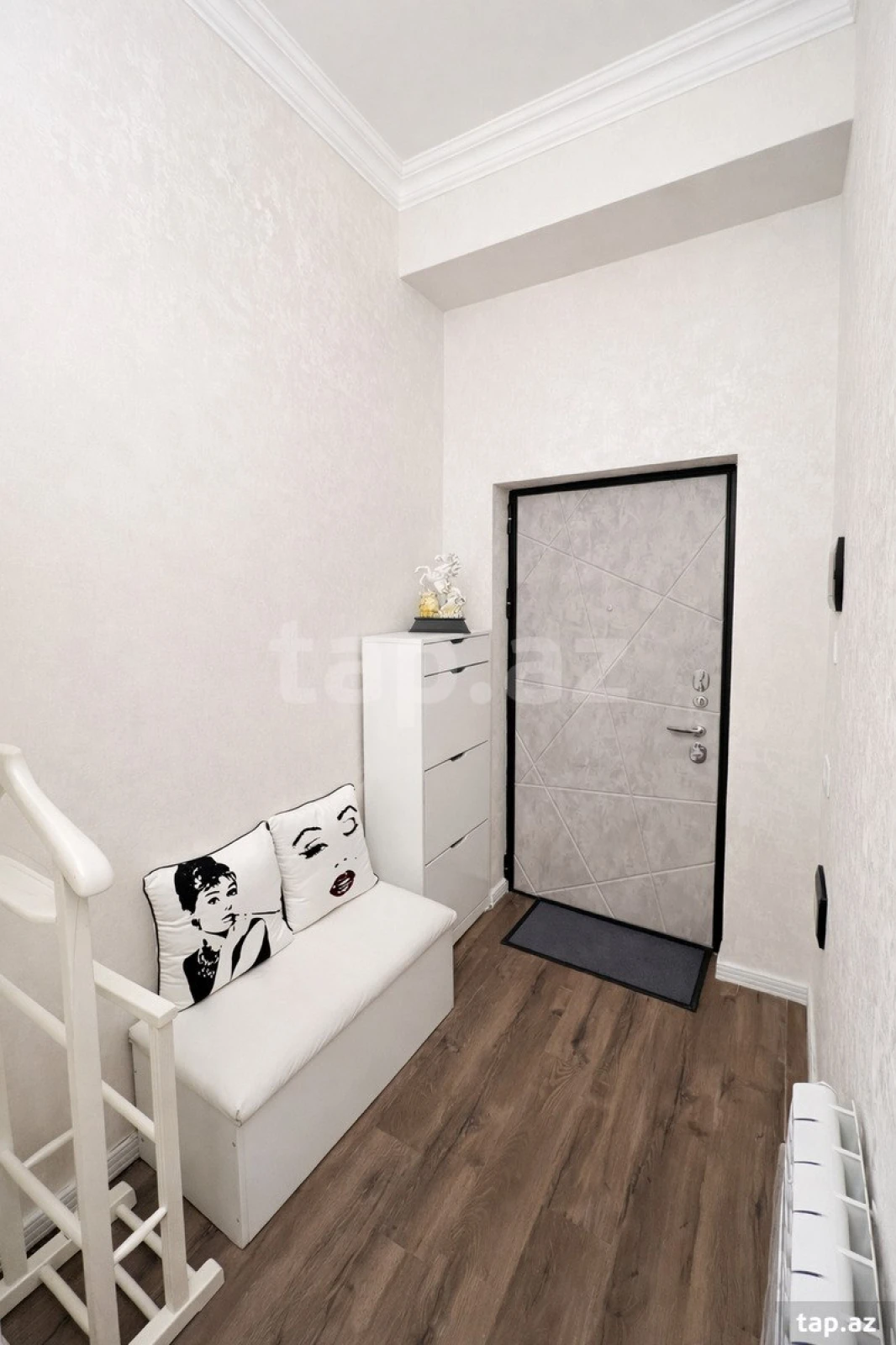 Satılır 3 otaqlı yeni tikili 76 m²