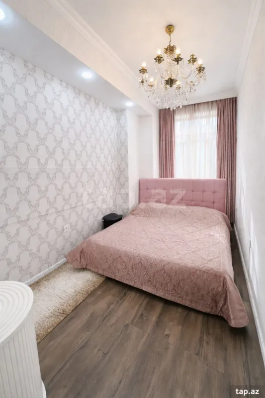 Satılır 3 otaqlı yeni tikili 76 m²