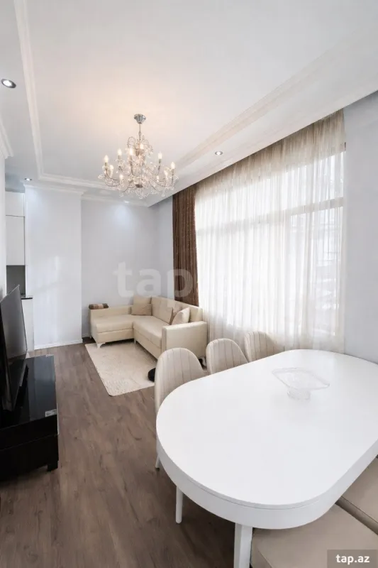 Satılır 3 otaqlı yeni tikili 76 m²
