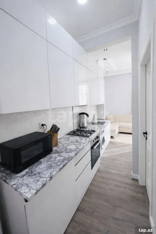 Satılır 3 otaqlı yeni tikili 76 m²