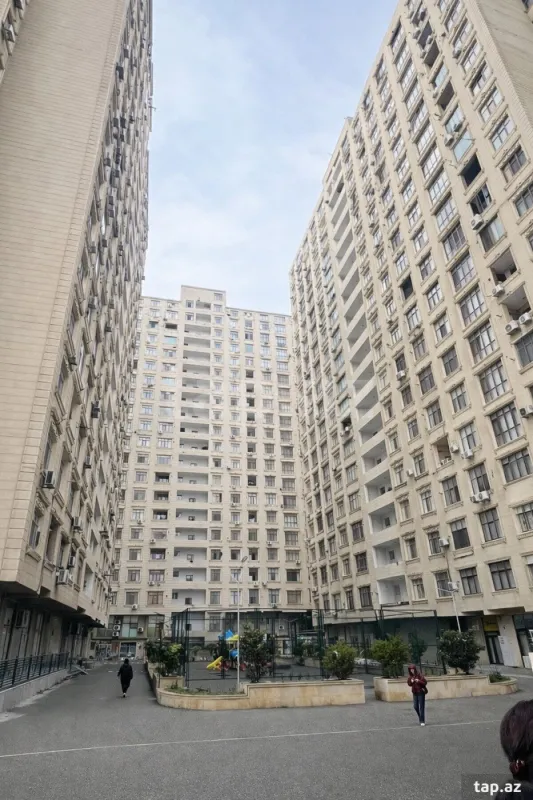 Satılır 3 otaqlı yeni tikili 76 m²