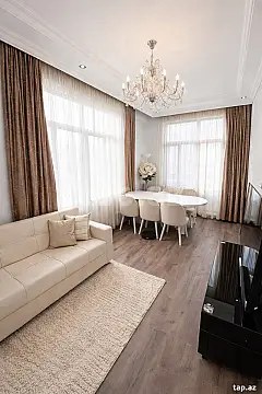 Satılır 3 otaqlı yeni tikili 76 m² — Bakı, İnşaatçılar 3 otaq 76.00 m²