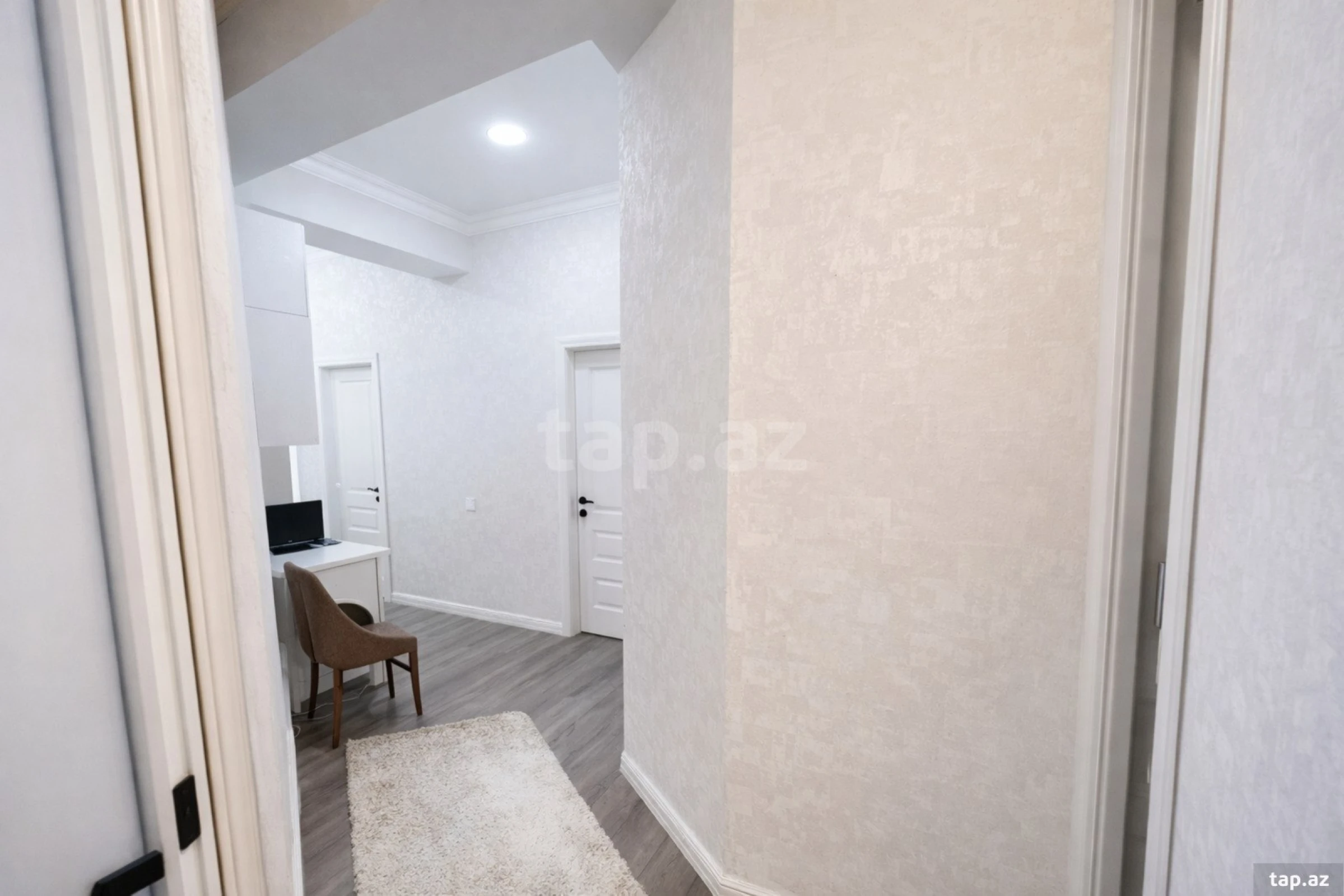 Satılır 3 otaqlı yeni tikili 76 m²