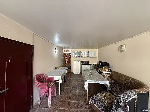 Satılır 6 otaqlı həyət evi 250 m²