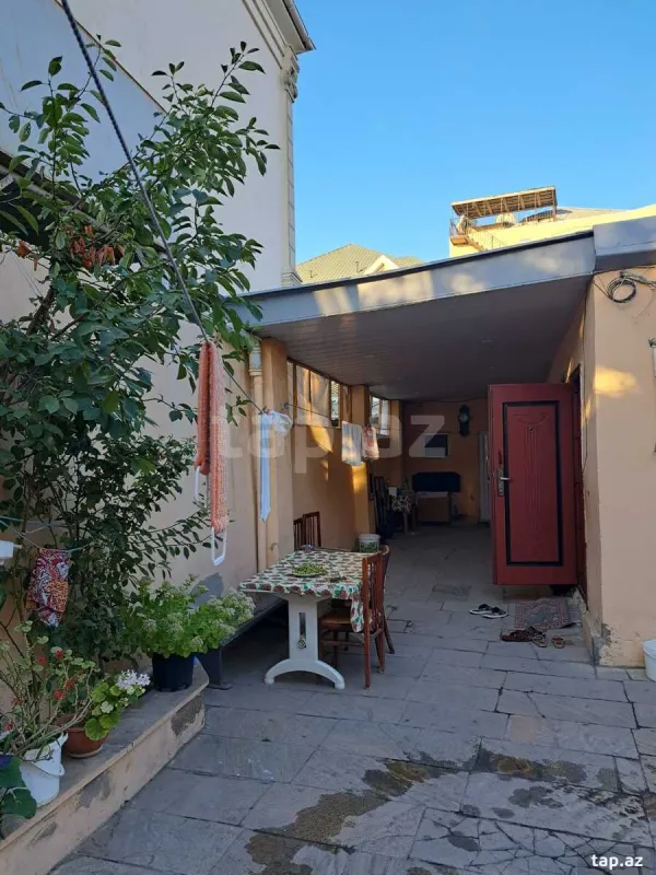 Satılır 4 otaqlı həyət evi 100 m²