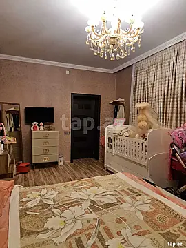 Satılır 4 otaqlı həyət evi 100 m²