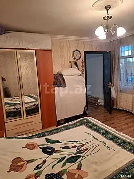 Satılır 4 otaqlı həyət evi 100 m²