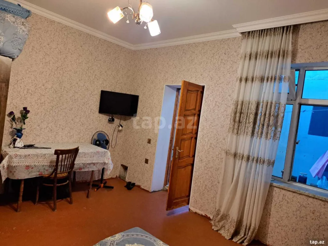 Satılır 4 otaqlı həyət evi 100 m²