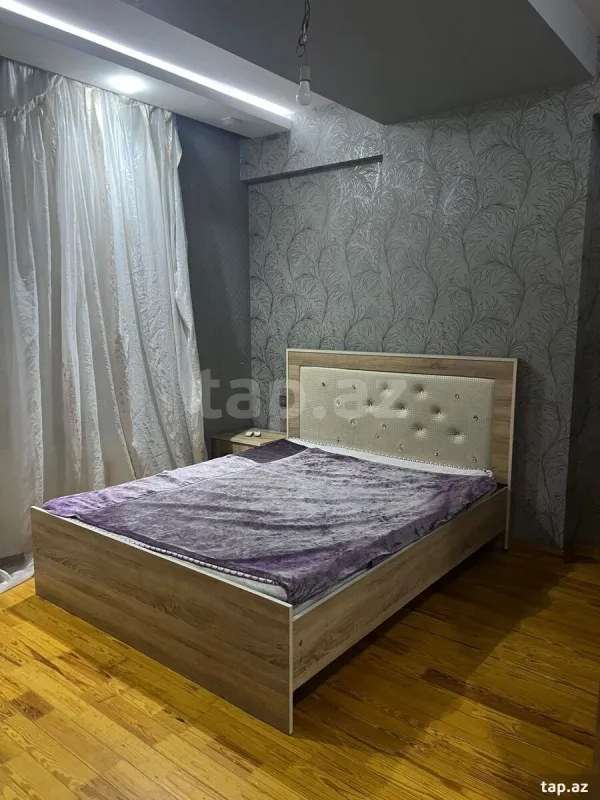 Kirayə verilir 2 otaqlı yeni tikili 70 m²