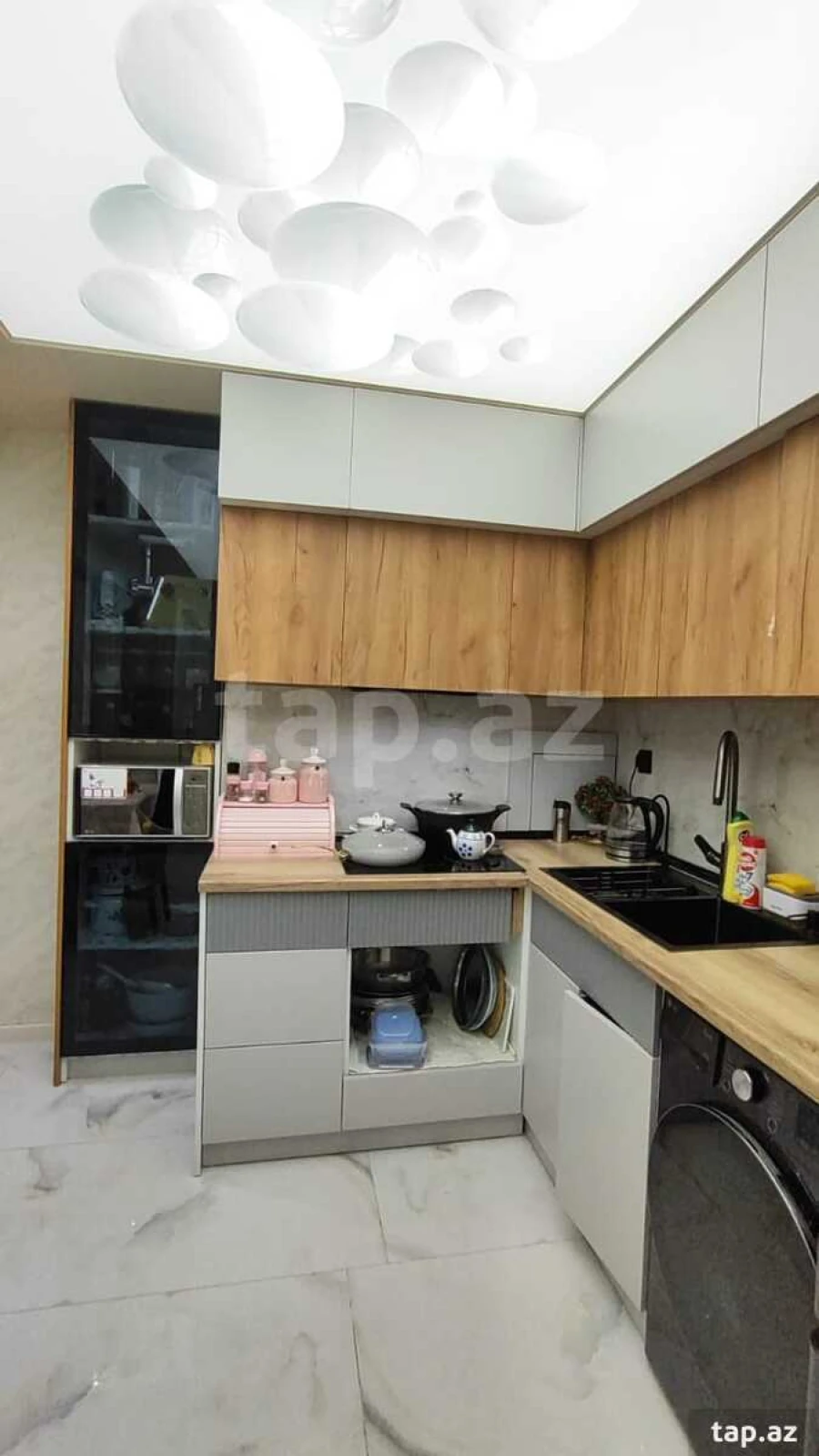 Satılır 3 otaqlı yeni tikili 82 m²