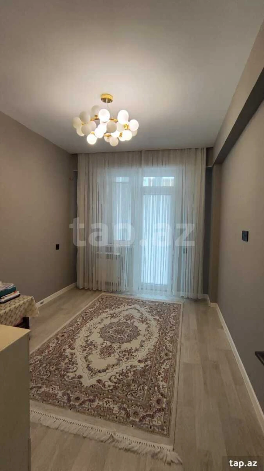 Satılır 3 otaqlı yeni tikili 82 m²