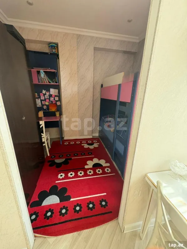 Kirayə verilir 3 otaqlı yeni tikili 100 m²