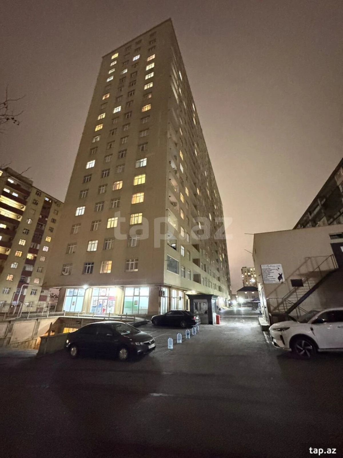 Kirayə verilir 2 otaqlı yeni tikili 60 m²