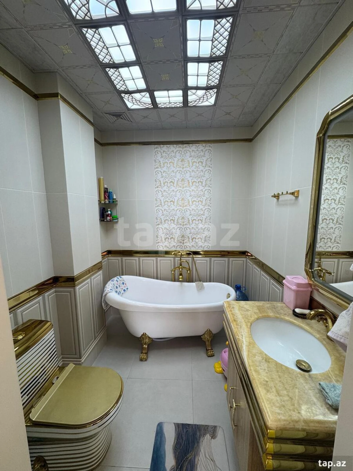 Satılır 3 otaqlı yeni tikili 126 m²