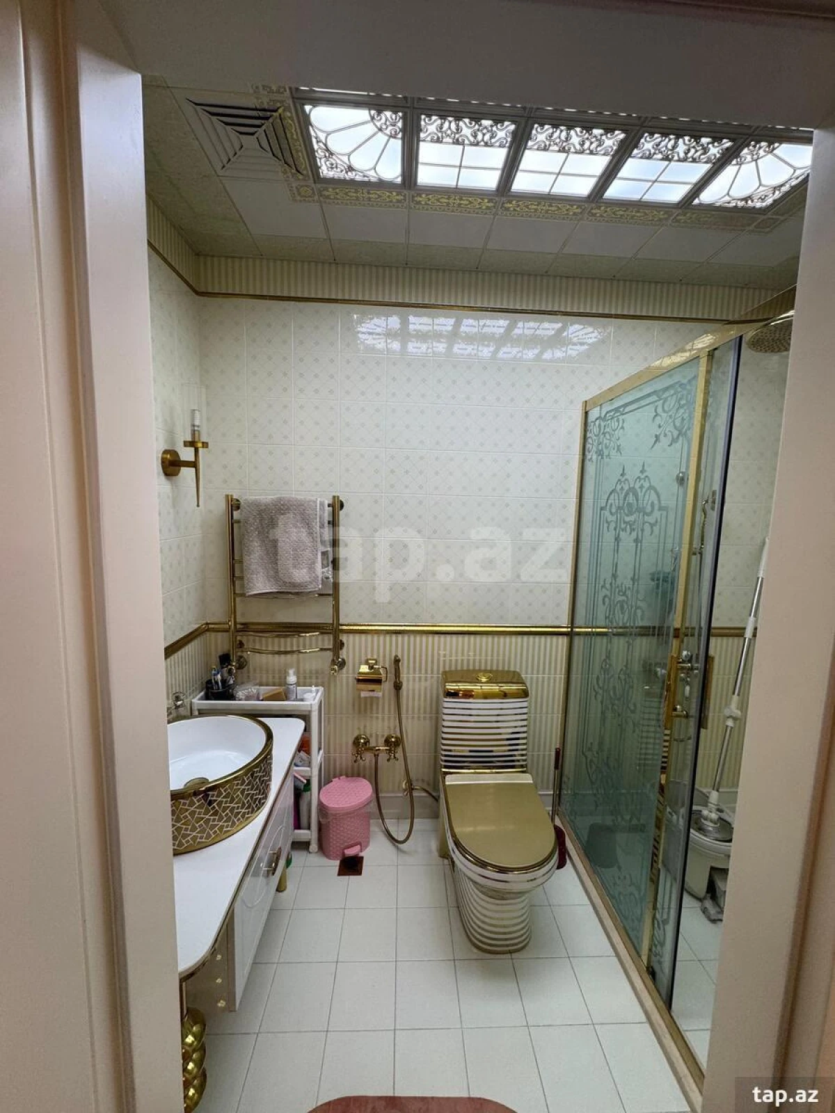 Satılır 3 otaqlı yeni tikili 126 m²