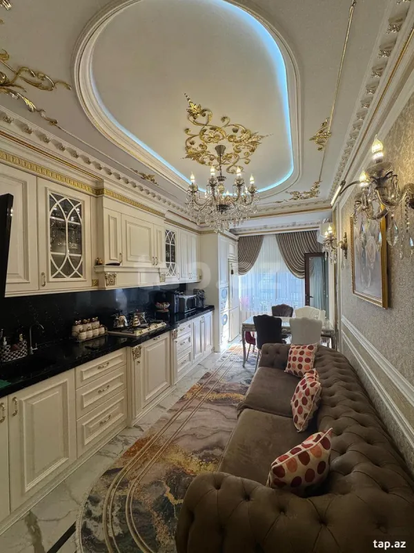 Satılır 3 otaqlı yeni tikili 126 m²