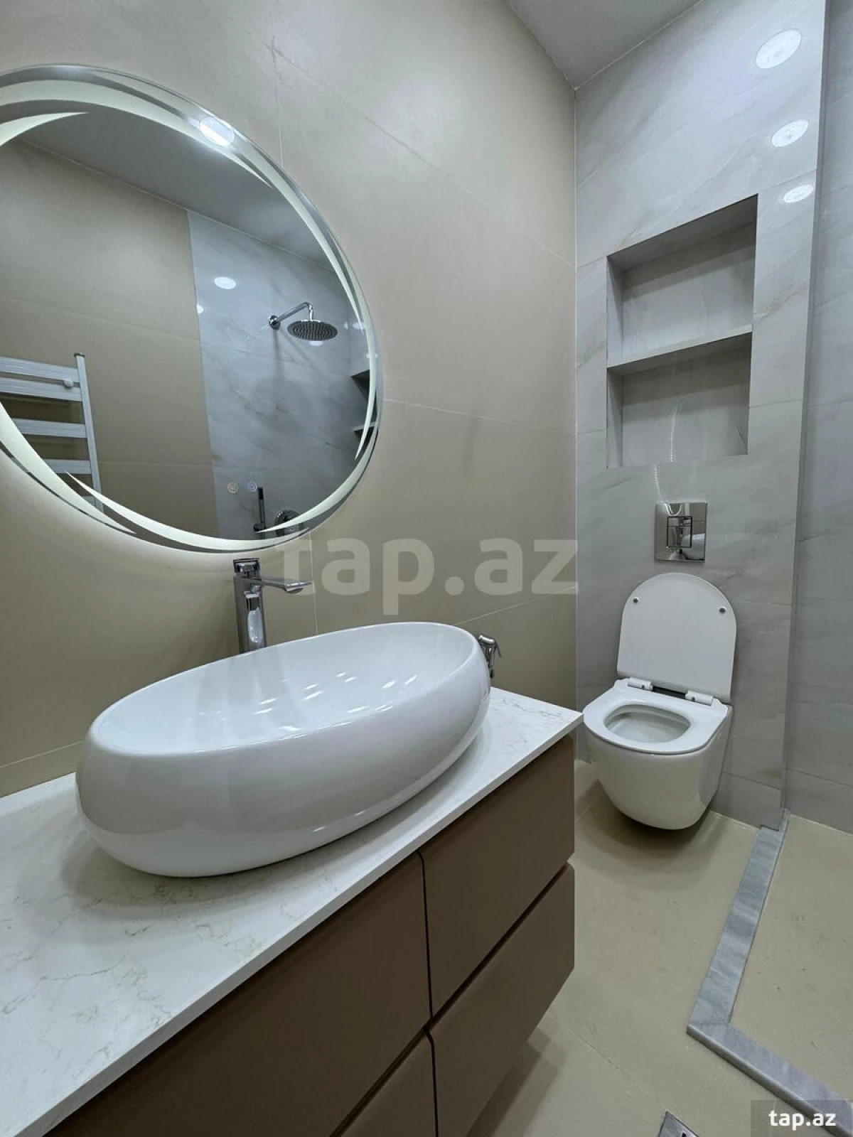 Satılır 3 otaqlı yeni tikili 113 m²