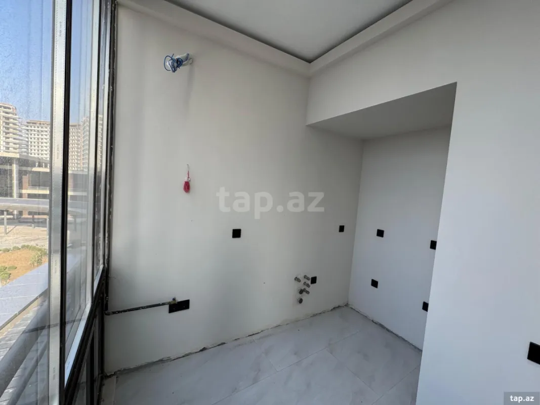 Satılır 3 otaqlı yeni tikili 113 m²