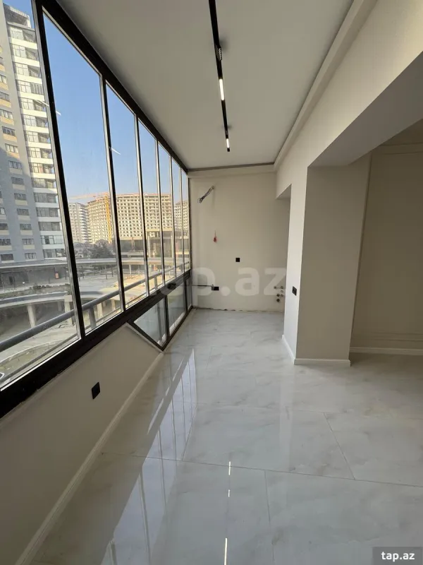 Satılır 3 otaqlı yeni tikili 113 m²