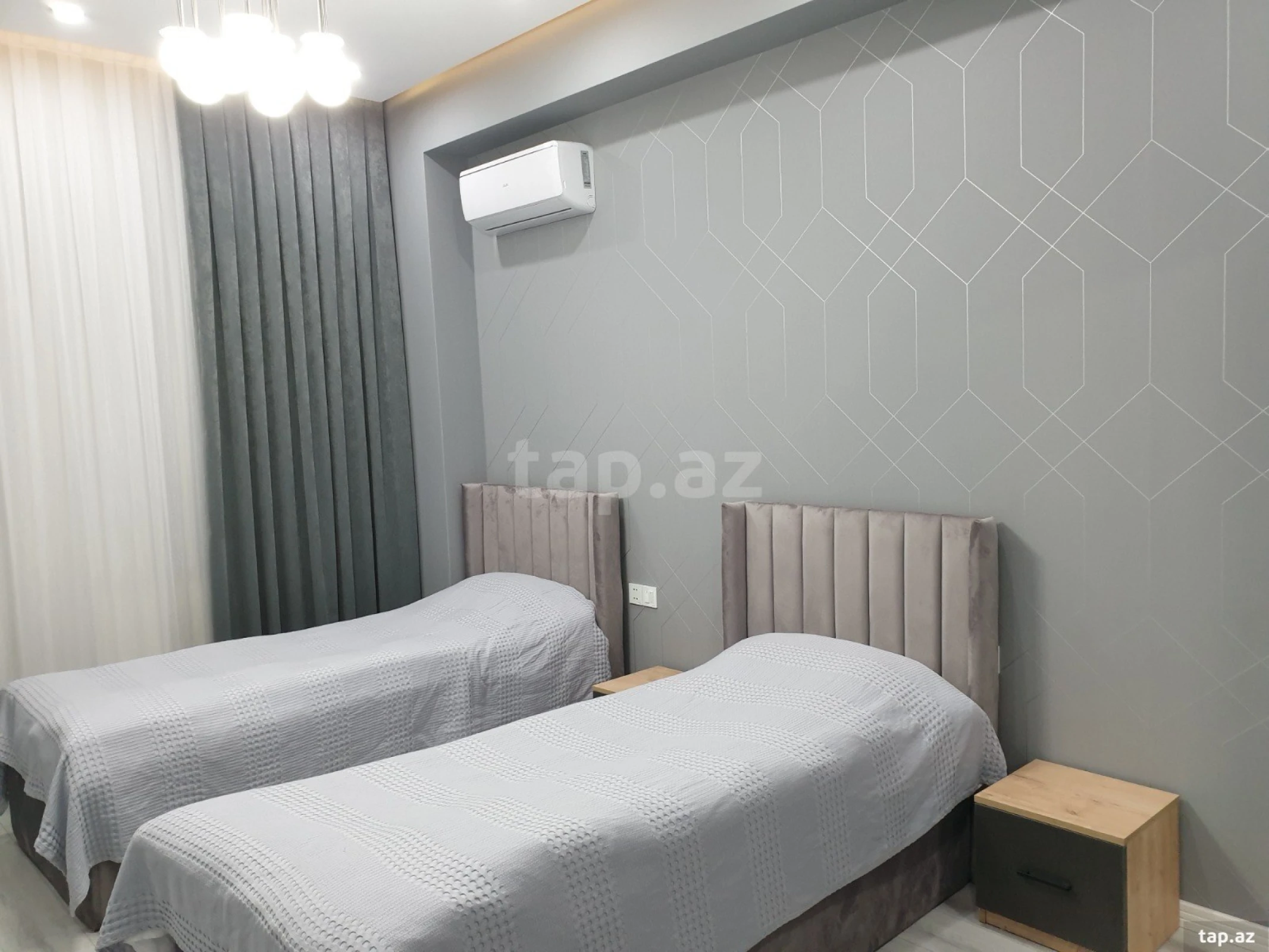 Kirayə verilir 3 otaqlı yeni tikili 140 m²