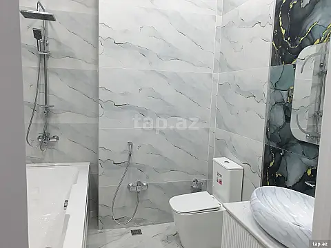 Kirayə verilir 3 otaqlı yeni tikili 140 m²