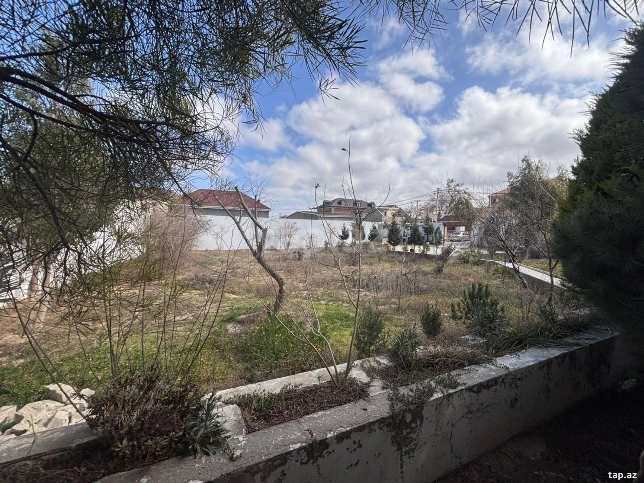 Satılır 5 otaqlı həyət evi 250 m²