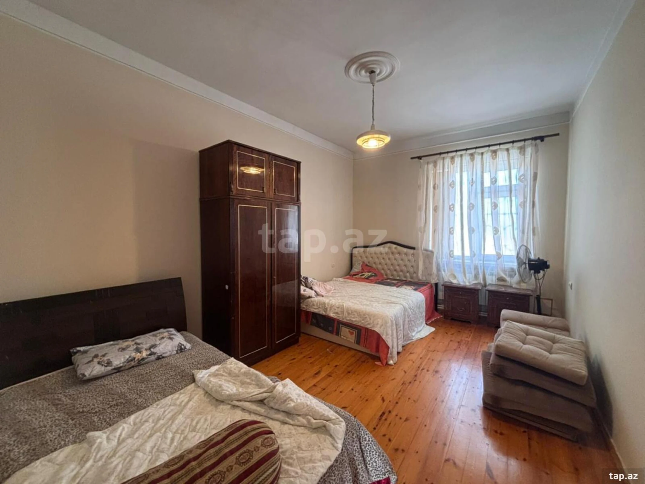 Satılır 5 otaqlı həyət evi 250 m²