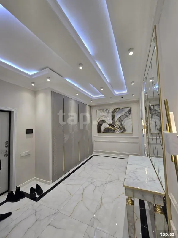 Satılır 3 otaqlı yeni tikili 156 m²