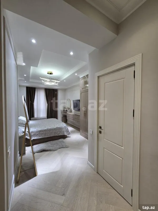 Satılır 3 otaqlı yeni tikili 156 m²