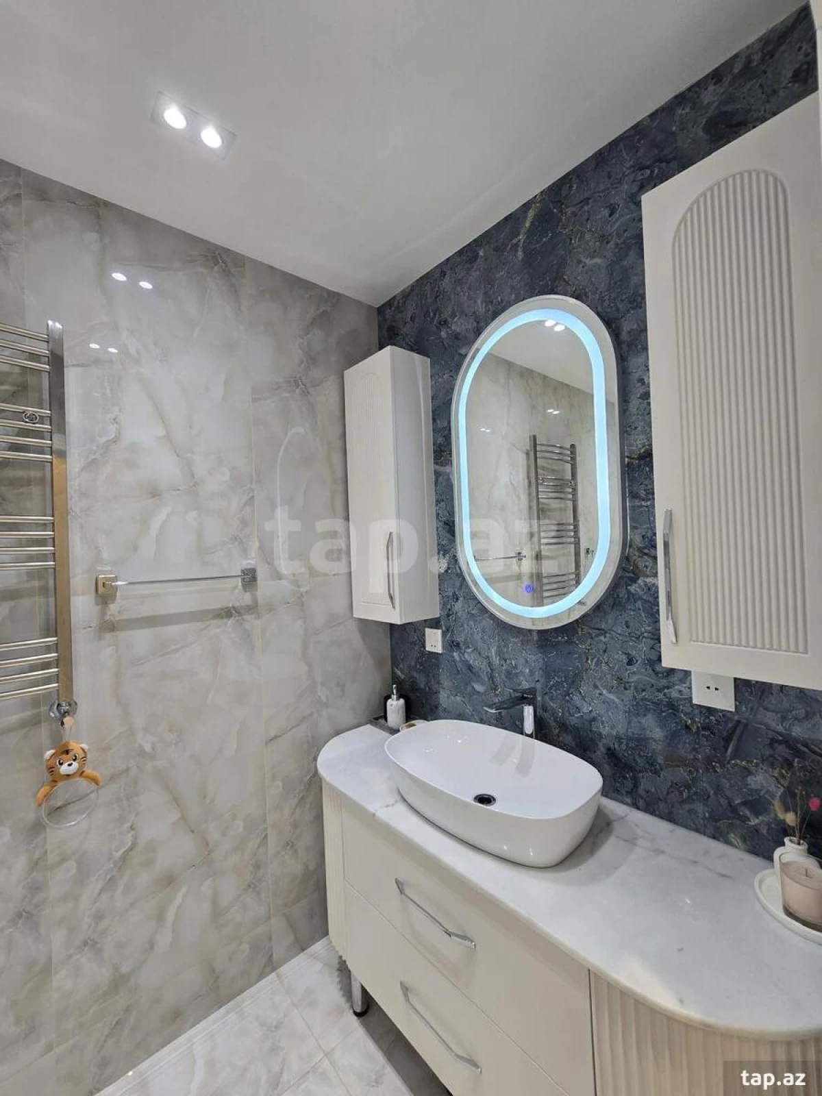 Satılır 3 otaqlı yeni tikili 156 m²