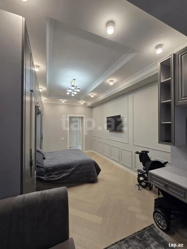 Satılır 3 otaqlı yeni tikili 156 m²