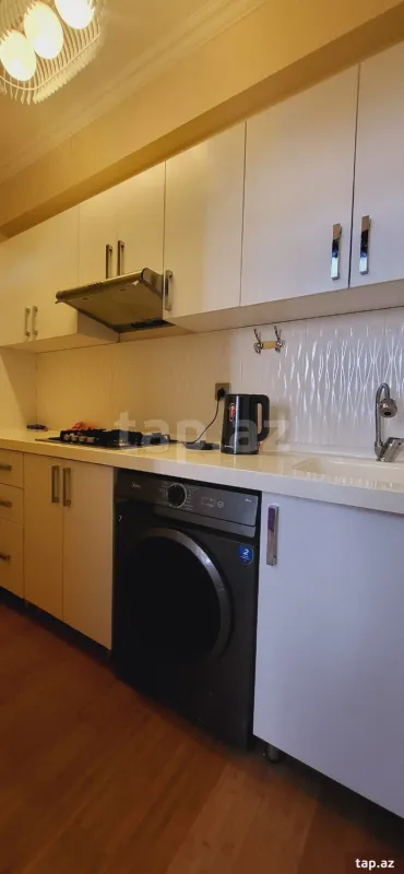 Kirayə verilir 2 otaqlı yeni tikili 45 m²