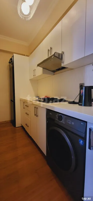 Kirayə verilir 2 otaqlı yeni tikili 45 m²