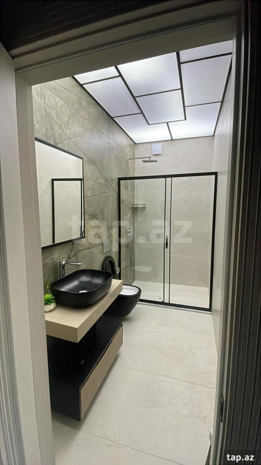 Kirayə verilir 2 otaqlı yeni tikili 90 m²