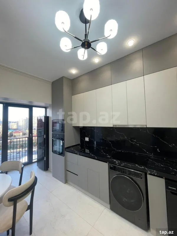 Kirayə verilir 2 otaqlı yeni tikili 90 m²