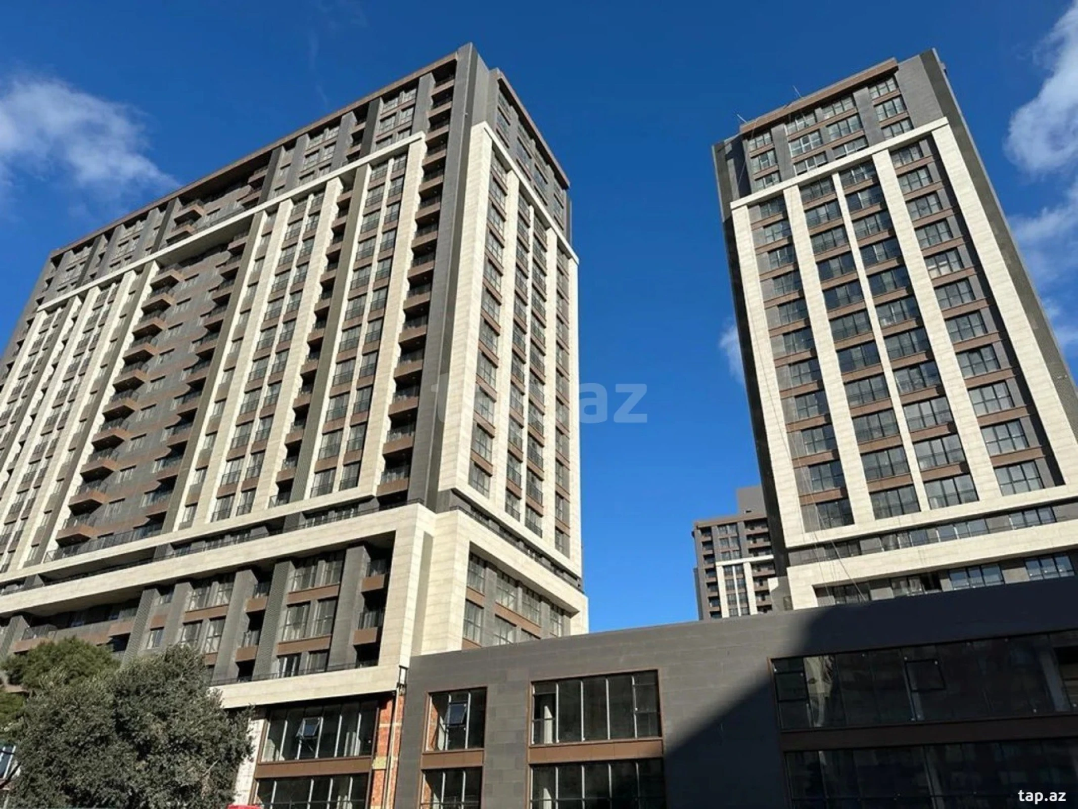 Kirayə verilir 2 otaqlı yeni tikili 90 m²