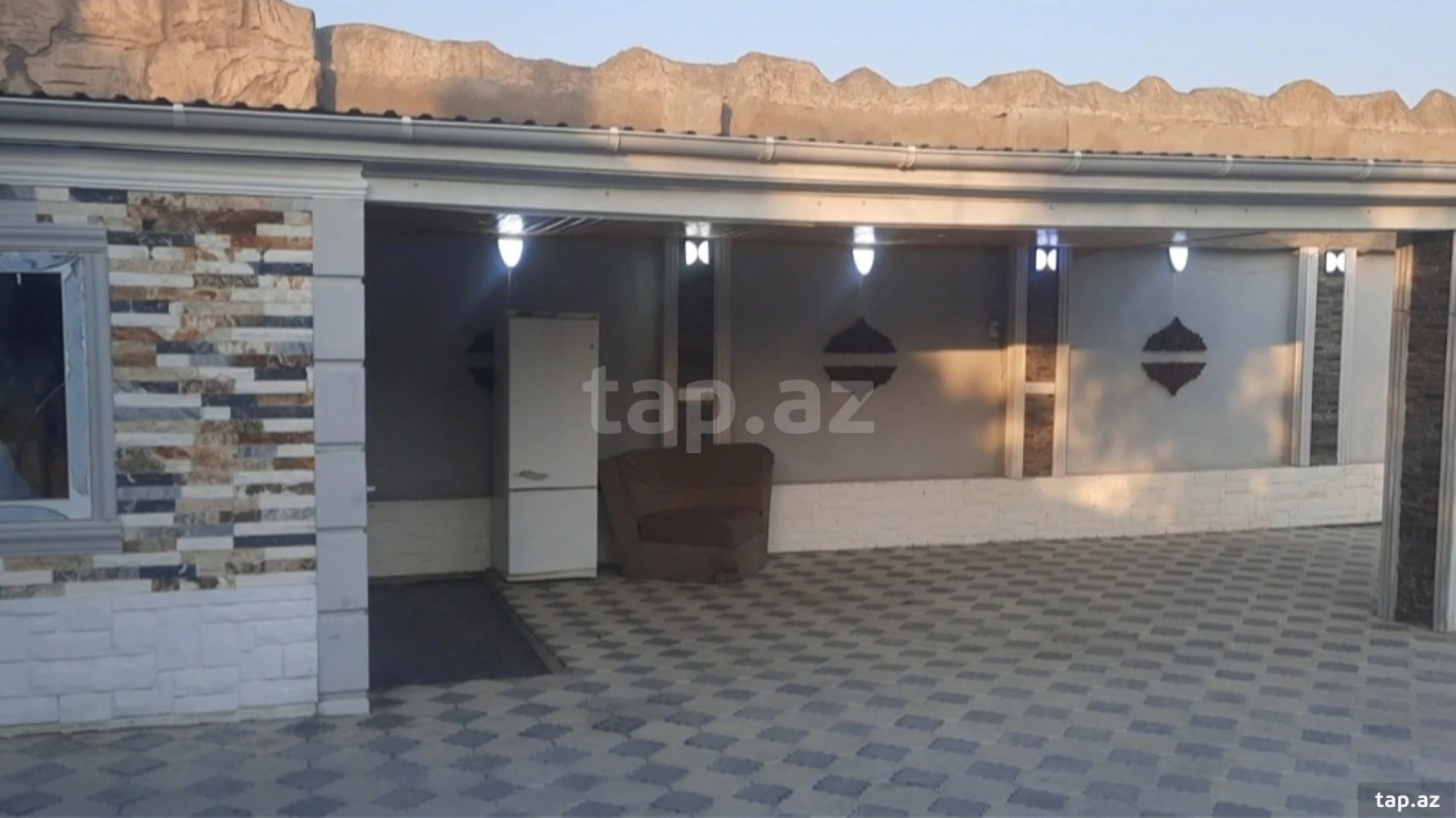 Kirayə verilir 4 otaqlı həyət evi 127 m²