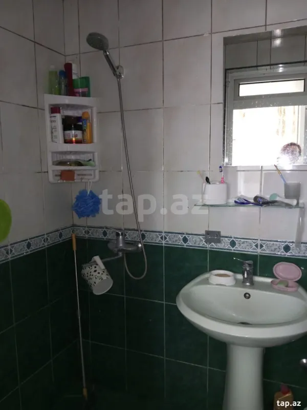 Kirayə verilir 3 otaqlı mənzil 65 m²